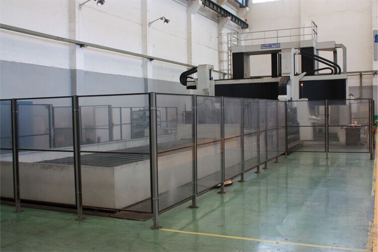 基地設備：意大利FAM12米數(shù)控導軌磨床