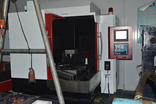 電子凸輪雕銑機 電子凸輪雕銑機