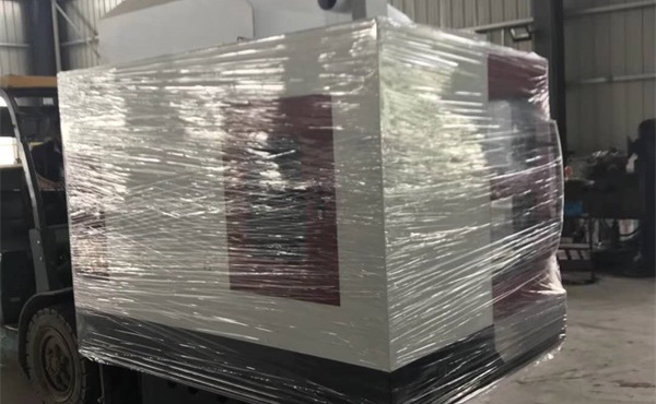 650數(shù)控雕銑機(jī)運(yùn)送 650數(shù)控雕銑機(jī)運(yùn)送